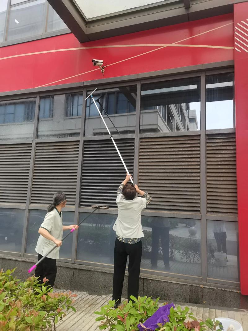 城市清洁力的守护者：嘉兴保洁服务
